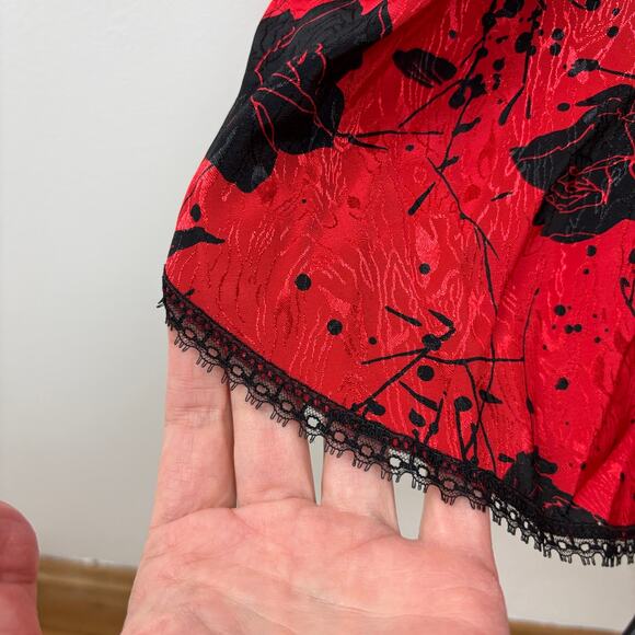 Vintage Black Red Floral Slip Dress Lace Large Lily of France - Picture 7 of 13